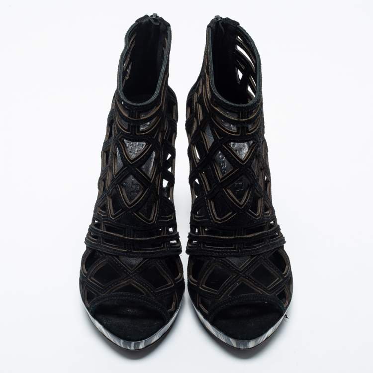 Pre Owned Burberry Black Cut Out Suede Ankle Booties Size 39