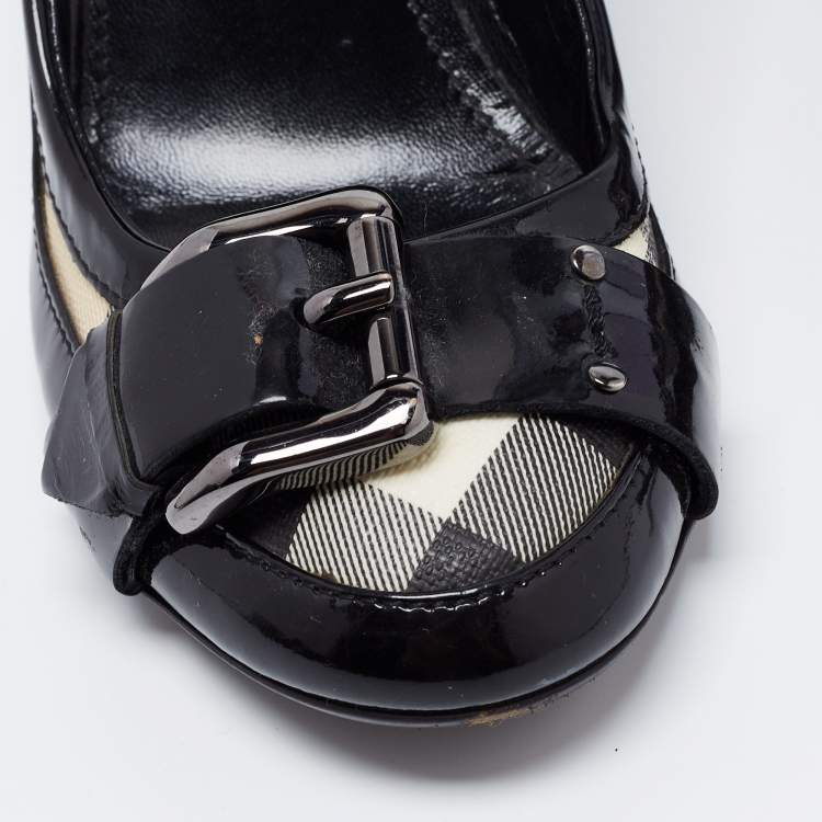 Pre Owned Burberry Black Nova Check Coated Canvas and Patent Leather Buckle Round Toe Pumps Size 38