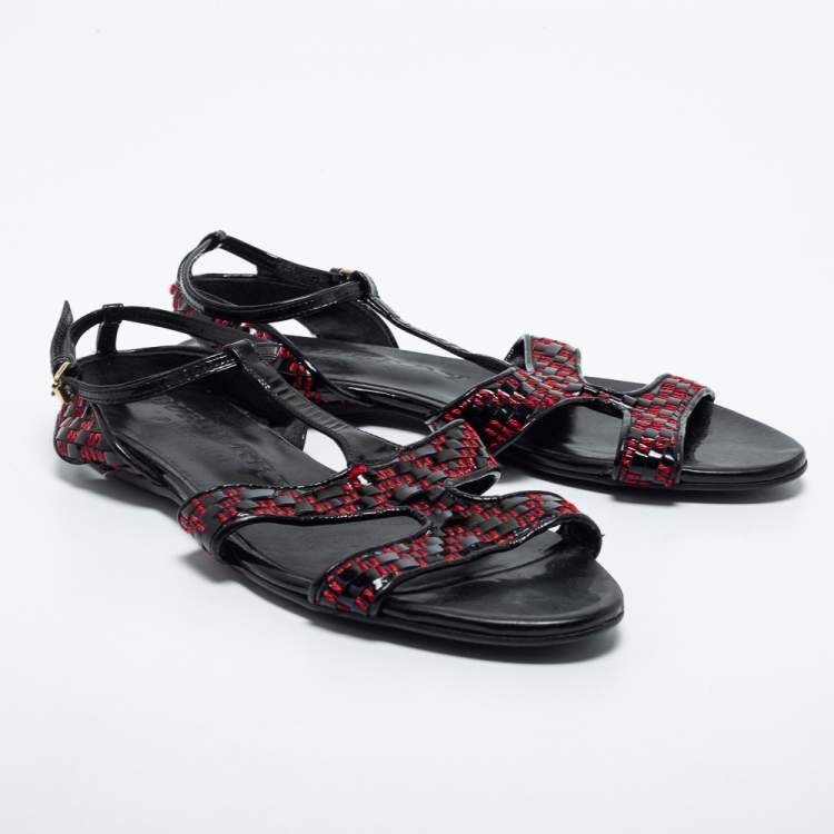 Pre Owned Burberry Black/Red Patent Leather Flat Sandals Size 40