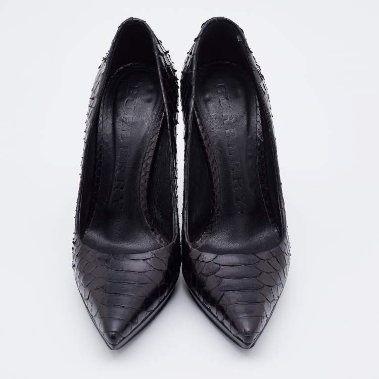 Pre Owned Burberry Black Python Pointed Toe Pumps Size 38