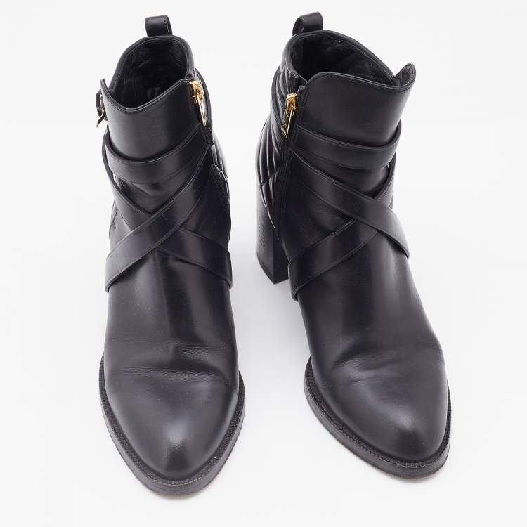 Pre Owned Burberry Black Quilted Leather Buckle Ankle Length Boots Size 39