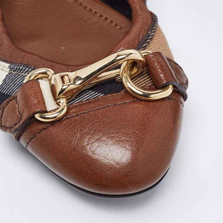 Pre Owned Burberry Beige/Black Leather And Canvas Ballet Flats Size 39