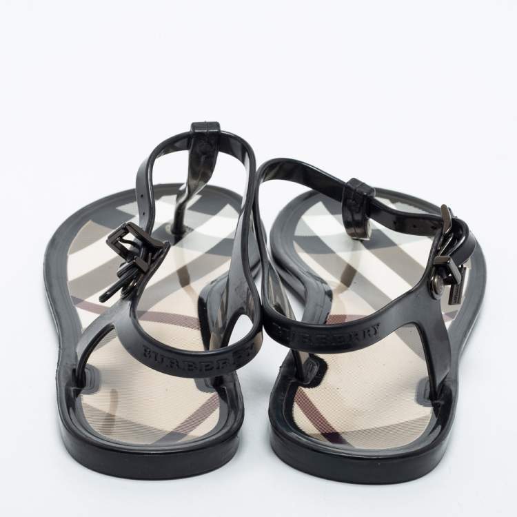 مملوكة مسبقًا Burberry Black House Check Rubber Flat Sandals Size 37