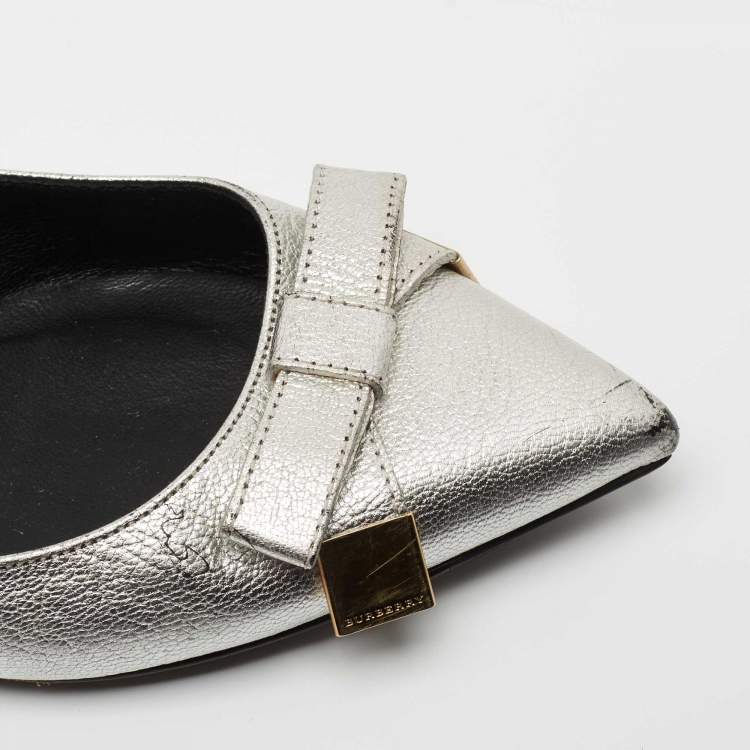 Pre Owned Burberry Silver Leather Bow Pointed Toe Ballet Flats Size 36