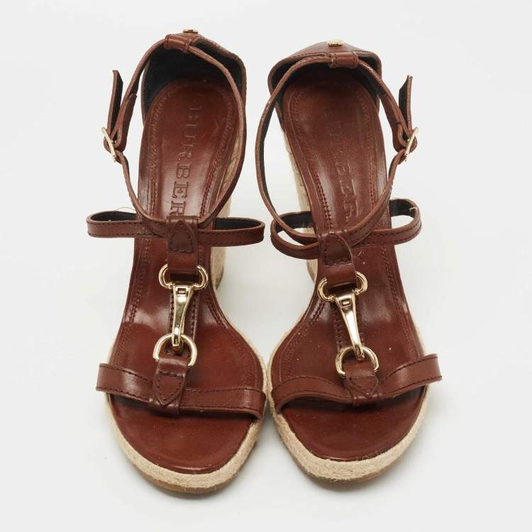 مملوكة مسبقًا Burberry Brown Leather Wedge Sandals Size 41