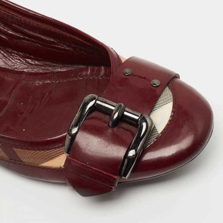 Pre Owned Burberry Burgundy Leather and Nova Check Canvas Buckle Ballet Flats Size 37.5