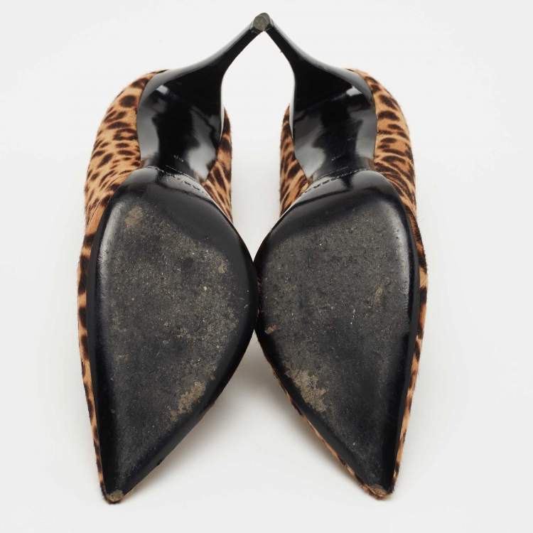 Pre Owned Burberry Brown Calf Hair Collins Pointed Toe Pumps Size 39