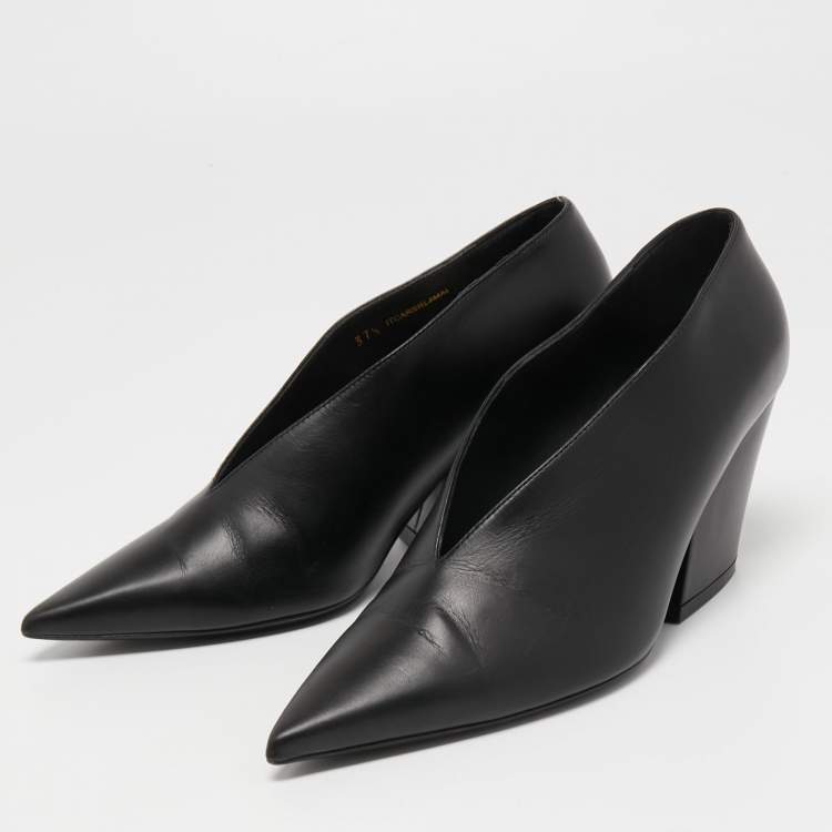Pre Owned Burberry Black Leather Bierfield Pumps Size 37.5