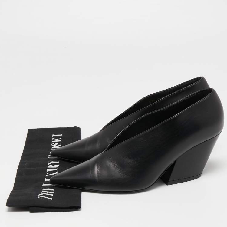 Pre Owned Burberry Black Leather Bierfield Pumps Size 37.5