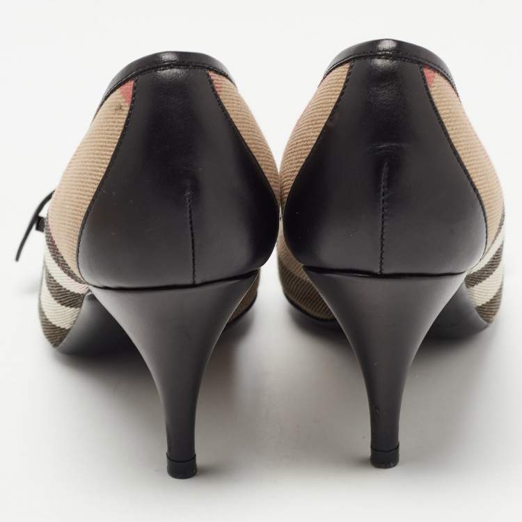 Pre Owned Burberry Black/Brown Leather and Nova Check Canvas Buckle Pumps Size 36