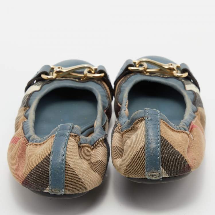 Pre Owned Burberry Brown/Blue Nova Check Canvas and Leather Scrunch Ballet Flats Size 38