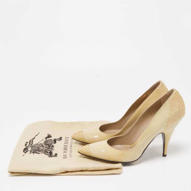 Pre Owned Burberry Beige Patent Leather Studded Pointed Toe Pumps Size 38