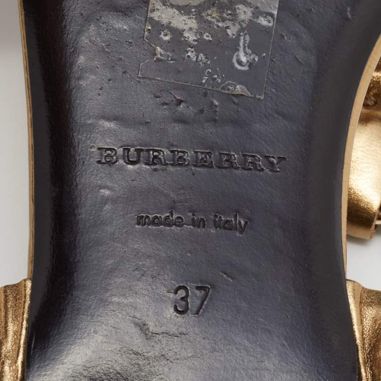 Pre Owned Burberry Gold Leather T Strap Flat Sandals Size 37 