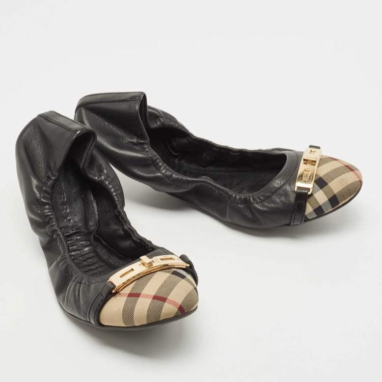 Pre Owned Burberry Black Leather and Nova Check Canvas Cap Toe Scrunch Ballet Flats Size 39.5