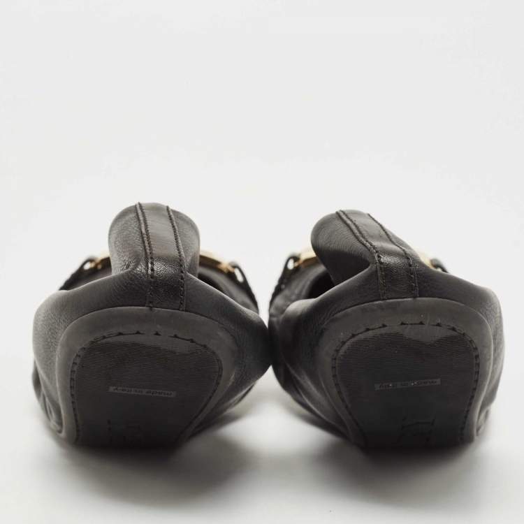 Pre Owned Burberry Black Leather and Nova Check Canvas Cap Toe Scrunch Ballet Flats Size 39.5