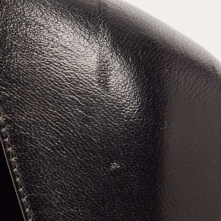 Pre Owned Burberry Black Leather and House Check Canvas Cap Toe Twist Lock Pumps Size 36