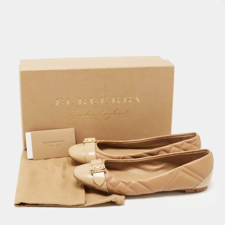 Pre Owned Burberry Two Tone Quilted Leather Buckle Ballet Flats Size 37.5
