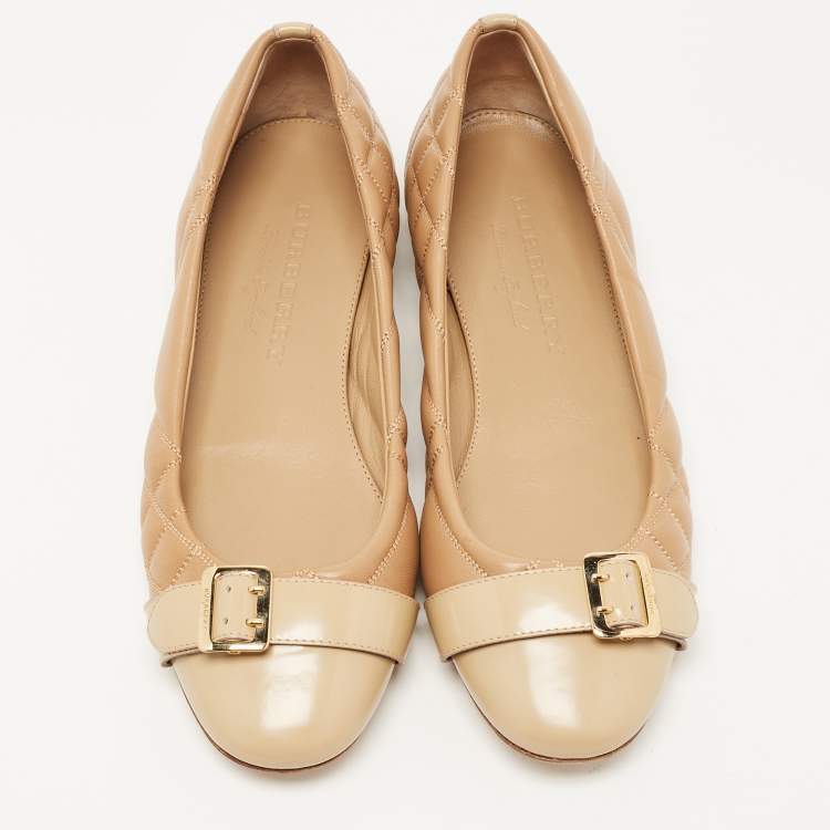 Pre Owned Burberry Two Tone Quilted Leather Buckle Ballet Flats Size 37.5