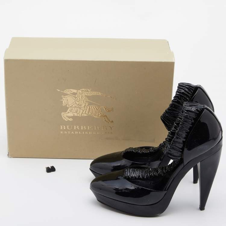 Pre Owned Burberry Black Patent Leather Pleated T Strap Pumps Size 39