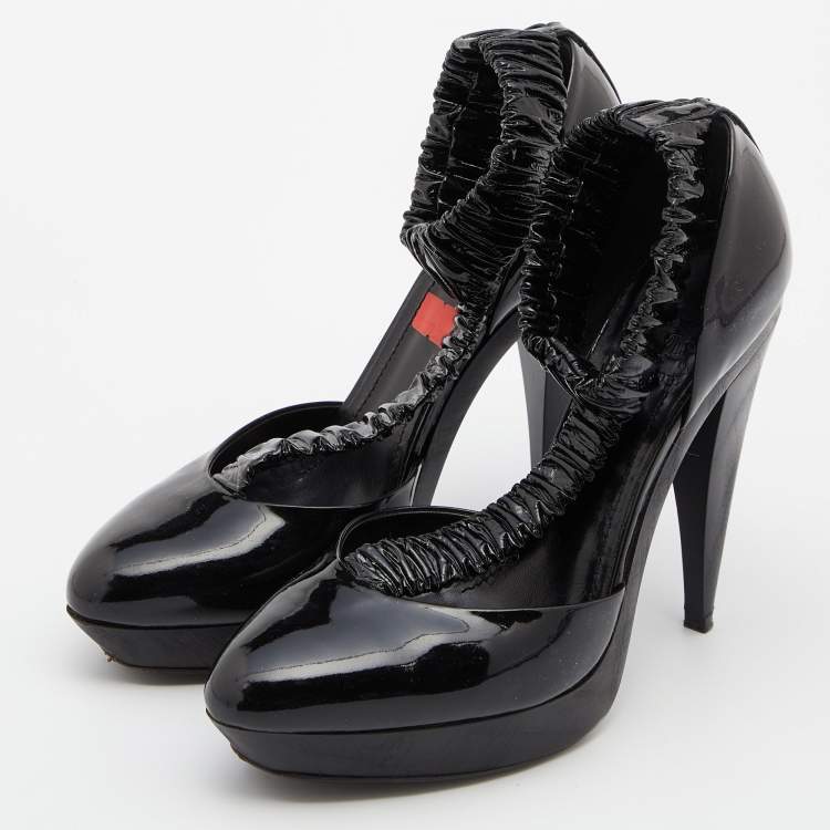 Pre Owned Burberry Black Patent Leather Pleated T Strap Pumps Size 39