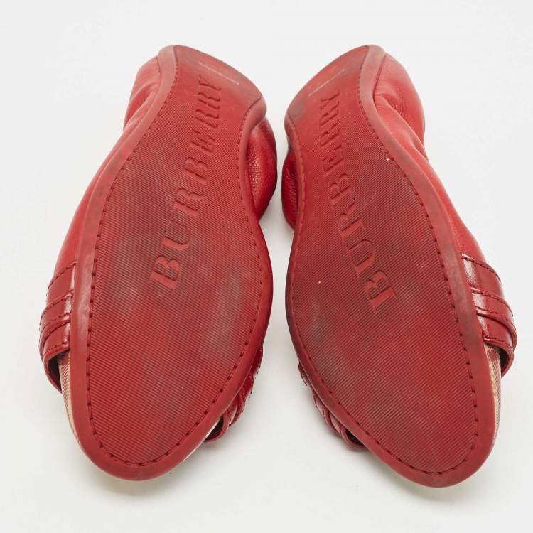 Pre Owned Burberry Red/Beige Nova Check Leather and Canvas Scrunch Ballet Flats Size 40