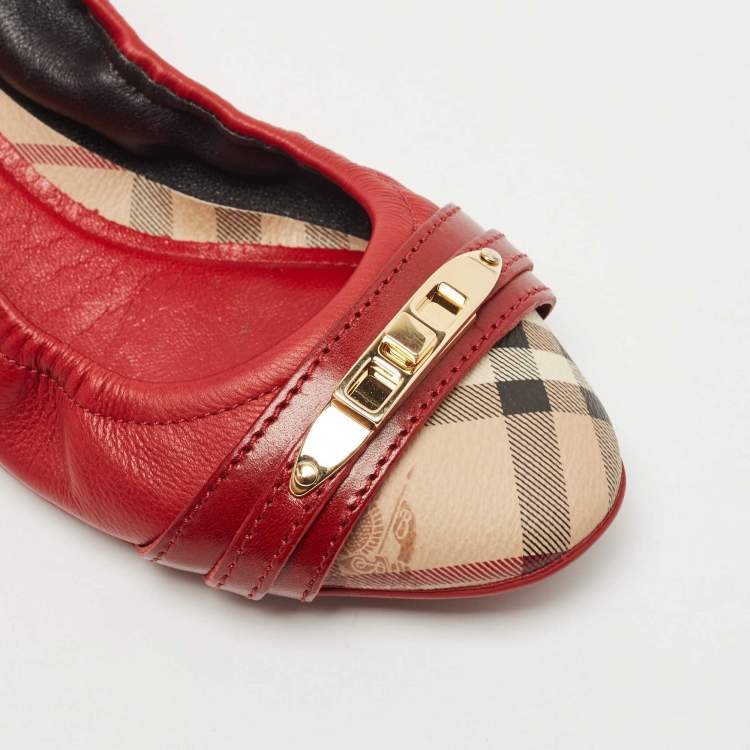 Pre Owned Burberry Red/Beige Nova Check Leather and Canvas Scrunch Ballet Flats Size 40
