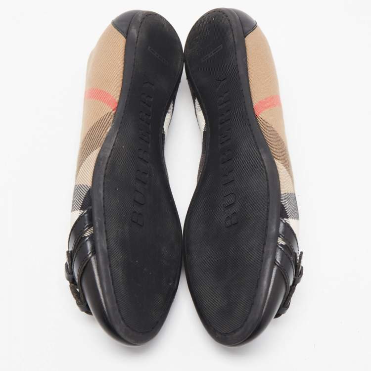 Pre Owned Burberry Brown/Black Nova Check Canvas and Leather Buckle Detail Ballet Flats Size 39.5