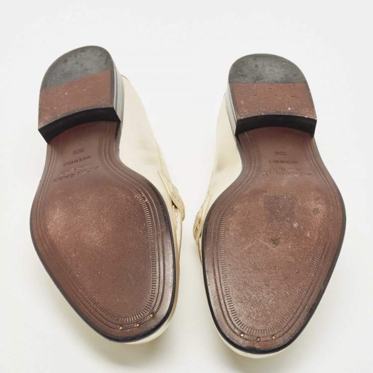 Pre Owned Burberry Metallic Gold Leather Solway Chain Detail Slip On Loafers Size 39.5
