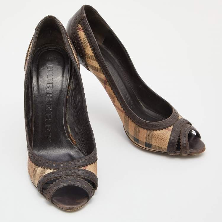 Pre Owned Burberry Beige/Brown Haymarket Check Canvas and Brogue Leather Peep Toe Pumps Size 39