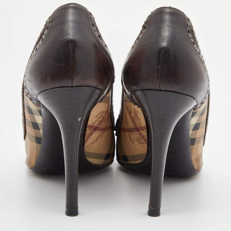Pre Owned Burberry Beige/Brown Haymarket Check Canvas and Brogue Leather Peep Toe Pumps Size 39