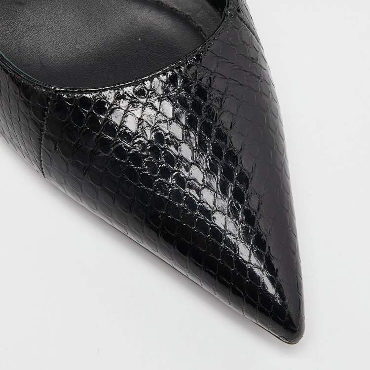 Pre Owned  Burberry Black Watersnake Leather Pointed Toe Wellton Pumps Size 38