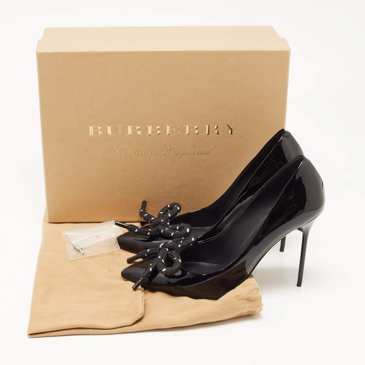 Pre Owned Burberry Black Patent Leather Finsbury Bow Pointed Toe Pumps Size 38