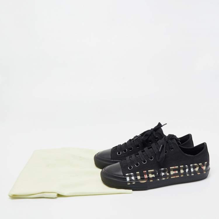 مملوكة مسبقًا Burberry Black Canvas Larkhall Low Top Sneakers Size 38