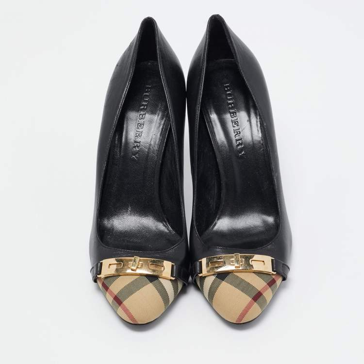 Pre Owned Burberry Black House Check Canvas and Leather Buckle Pumps Size 37