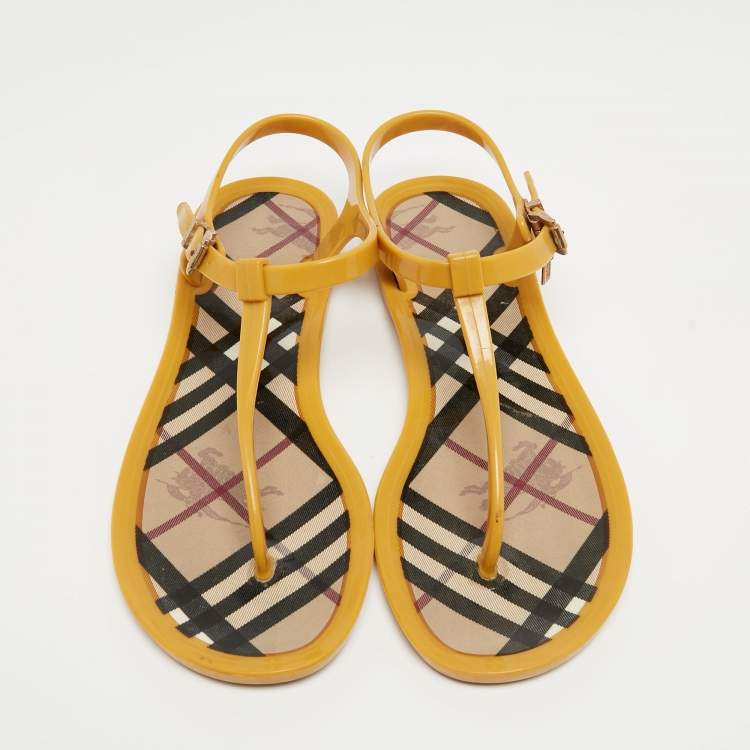 Pre Owned Burberry Yellow Jelly Thong Flat Slides Size 38
