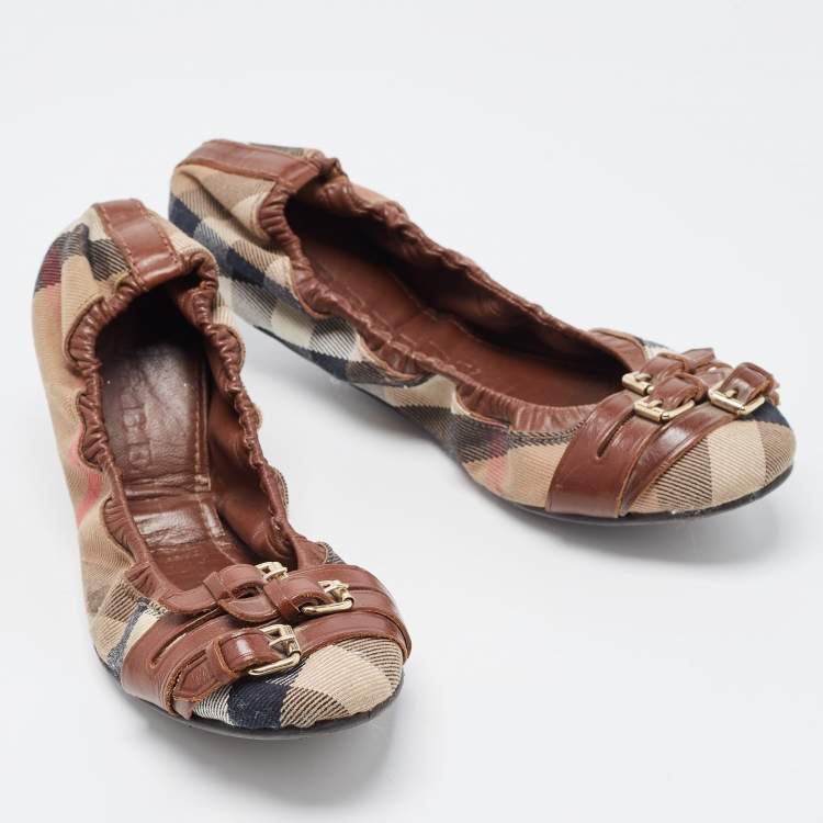 Pre Owned Burberry Tricolor Leather and House Check Canvas Buckle Detail Scrunch Ballet Flats Size 38