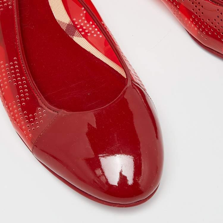 Pre Owned Burberry Red PVC and Patent Cap Toe Ballet Flats Size 41