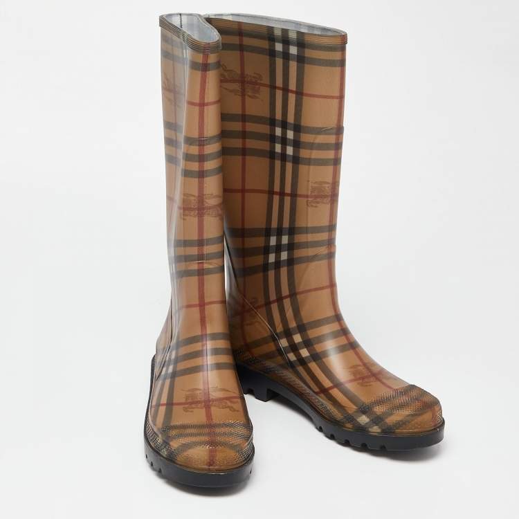 Pre Owned Burberry Beige/Brown Haymarket Check Rubber Rain Boots Size 40