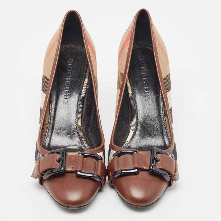 Pre Owned Burberry Brown/Beige Leather and House Check Canvas Buckle Detail Pumps Size 36