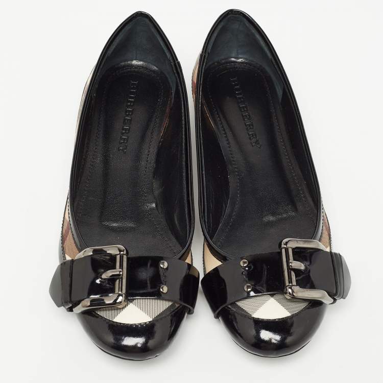 Pre Owned Burberry Black Patent Leather Coated Canvas Buckle Detail Ballet Flats Size 38