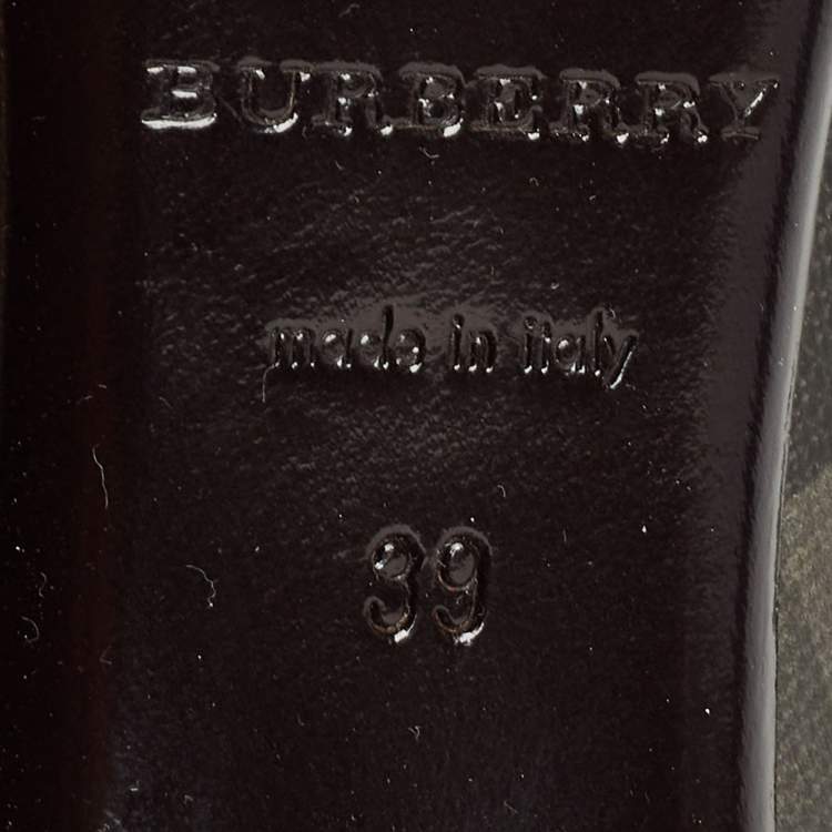 Pre Owned Burberry Black Check Canvas and Leather Round Toe  Pumps Size 39