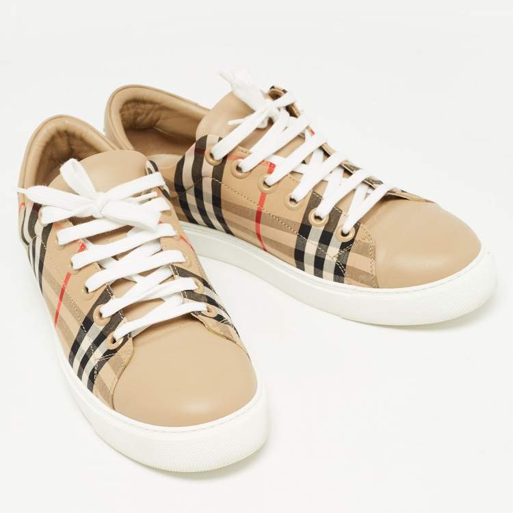 Pre Owned Burberry Beige Nova Check Canvas and Leather Low Top Sneakers Size 40