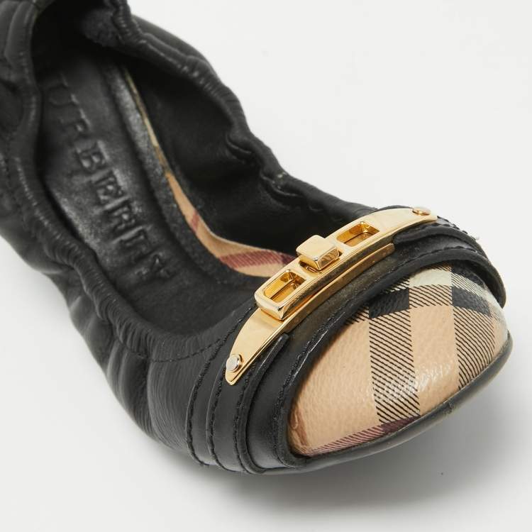Pre Owned Burberry Black /Beige House Check Canvas and Leather Ballet Flats Size 35