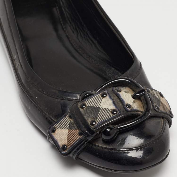 Pre Owned Burberry Black/Beige Patent and Canvas Ballet Flats Size 38.5  