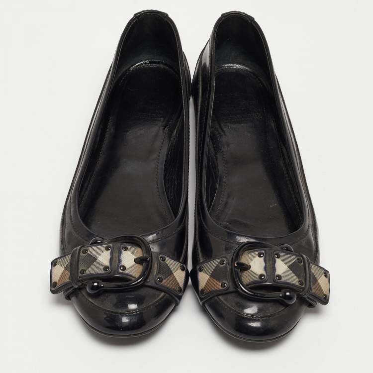 Pre Owned Burberry Black/Beige Patent and Canvas Ballet Flats Size 38.5  