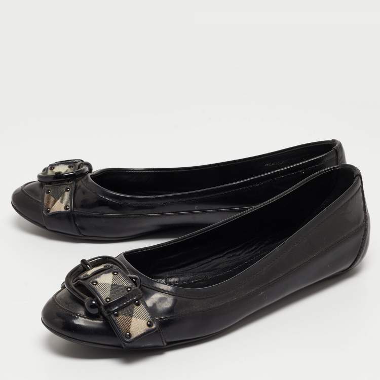 Pre Owned Burberry Black/Beige Patent and Canvas Ballet Flats Size 38.5  