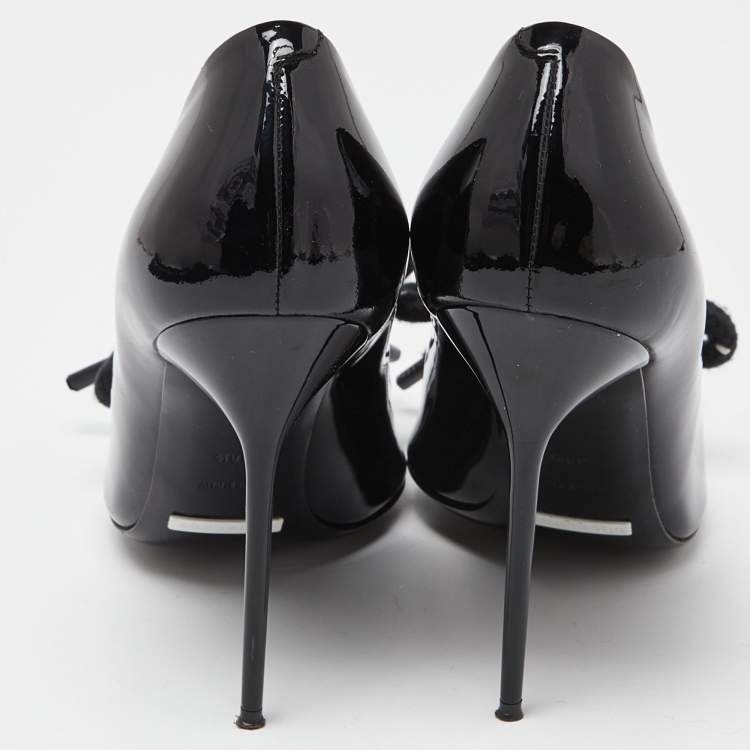 Pre Owned Burberry Black Patent Leather Finsbury Bow Pointed Toe Pumps Size 38.5