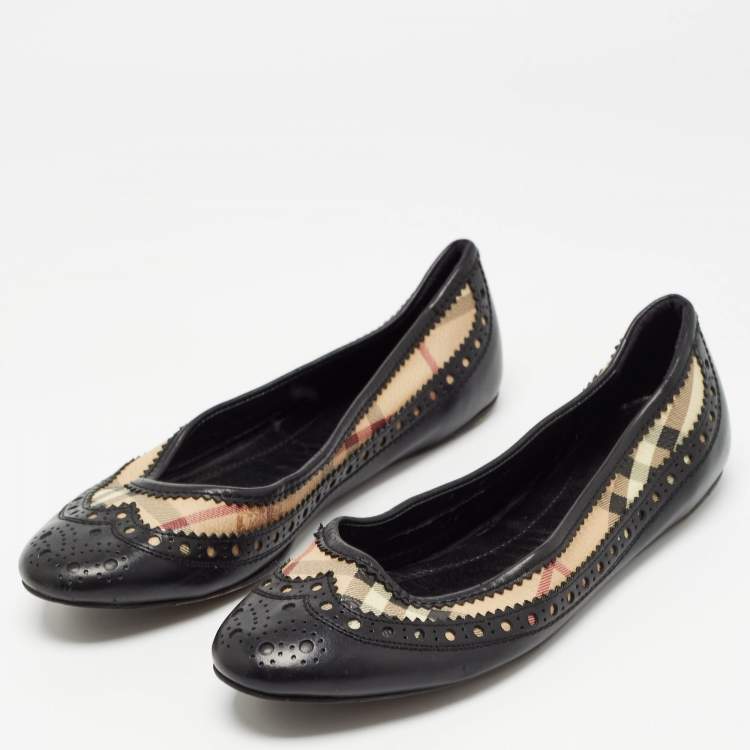 Pre Owned Burberry Black/Beige Canvas and Leather Ballet Flats Size 37.5