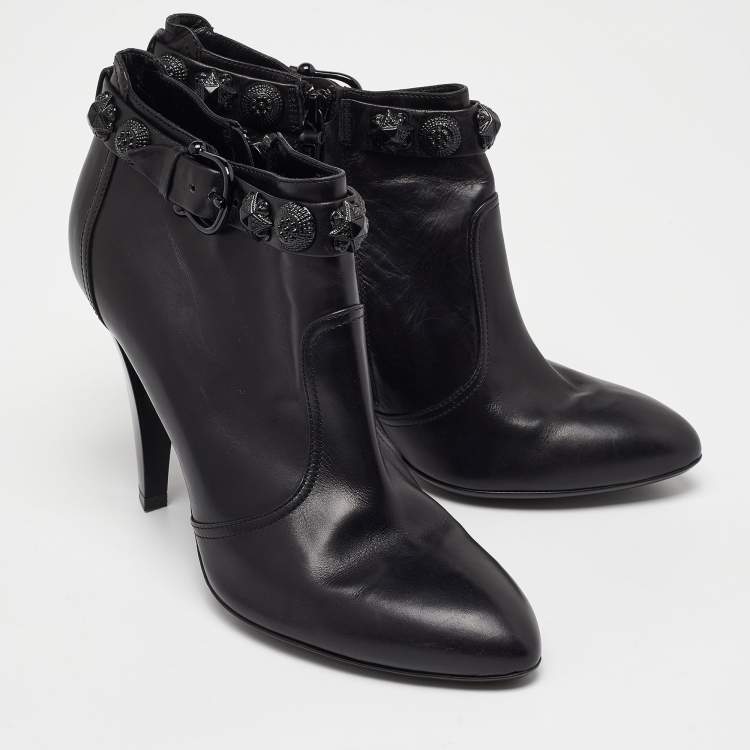 Pre Owned Burberry Black Leather Studded Accents Ankle Booties Size 41