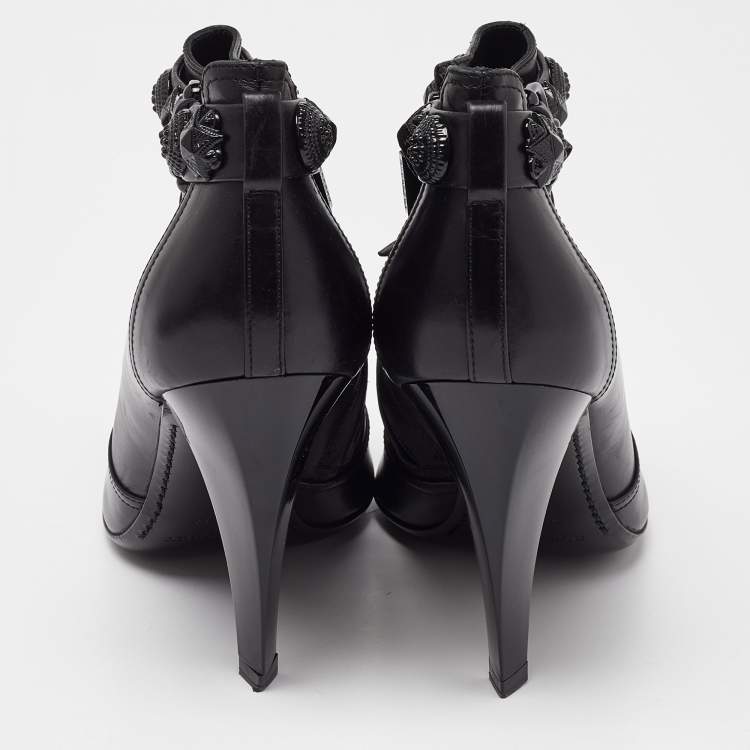Pre Owned Burberry Black Leather Studded Accents Ankle Booties Size 41